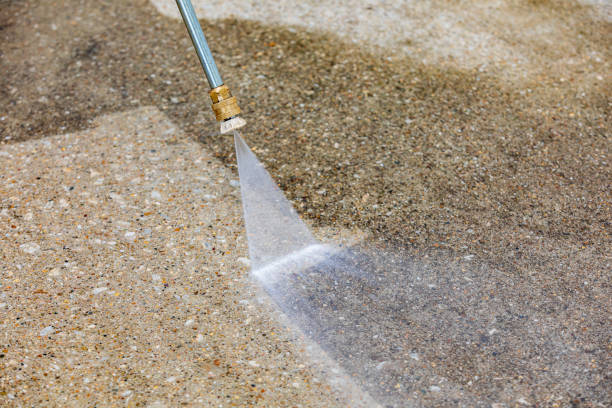 Best Gutter Cleaning  in Oak Ridge, NJ